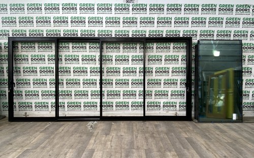 Black aluminium sliding - aluminium,